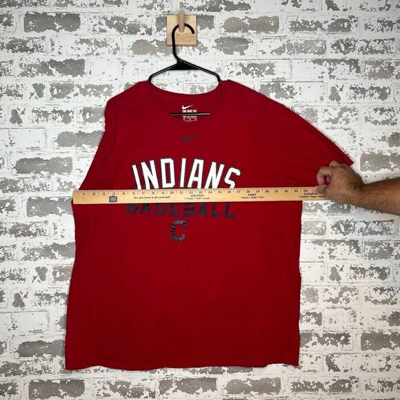 Vintage Nike Cleveland Indians short sleeve tshirt - Picture 4 of 5